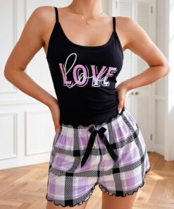 Conjunto de pijama para mujer, ropa de dormir de dos piezas, camiseta sin mangas con estampado de letras, pantalones cortos a cuadros, cintura elástica, ropa de dormir para el hogar