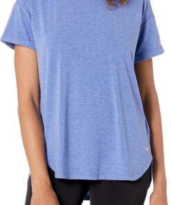 Amazon Essentials Mujer Camiseta Studio ligera, holgada y con cuello redondo (disponible en tallas grandes)